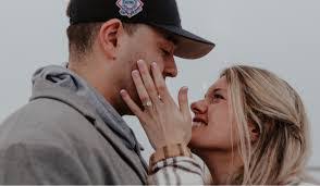 Courtney Galvan's Instagram, Twitter & Facebook