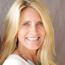 Susan Persichetti's Instagram, Twitter & Facebook