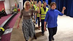 We did not find results for: Lille De La Rue Au Theatre Des Gilets Jaunes Racontent Leur Mouvement