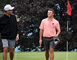 Greazel endures elements to win in playoff