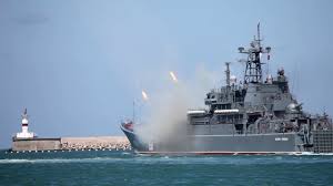 День вмф в 2021 году. Den Vmf V Sevastopole Reaktivnye Sistemy Boj Morskoj Pehoty Zahvat Piratskogo Sudna I Vals Buksirov Sevkor Ru