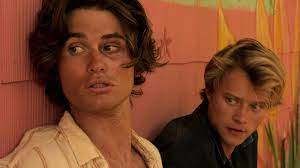 In an exclusive interview with seventeen, rudy pankow opens up about jj's future, that heartbreaking hot tub scene, and while things won't be so easy for the pogues if the show returns for a second. Meet The Star Of Netflix S Tv Series Outer Banks Rudy Pankow