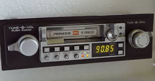 Pin Em Vintage Car Radios