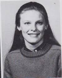 Jeanette Paez's Instagram, Twitter & Facebook