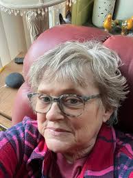 Introduction of a 74-year-old woman in the Dull Women's Club