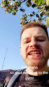 friendsforever #atsusnai #justforfun #fypシtiktoktrending gym dates 🤣...