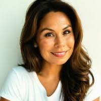 Mayra Almendarez's Instagram, Twitter & Facebook