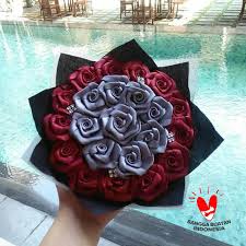 Dapatkan promo menarik hanya di www.bungabungaku.com satu satunya toko bunga online yang memberikan diskon besar untuk info dan pemesanan 087879399045. Jual Fatwa Bouquet Bunga Bouquet Terbaru Juni 2021 Blibli
