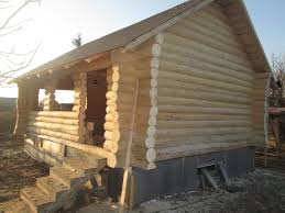 Aceste minunate case de vacanţă pot fi livrate oriunde în românia şi montate pe o fundaţie iniţial pregătită. Cabane Din Lemn Rotund Busteni Log Home Vatra Dornei Suceava