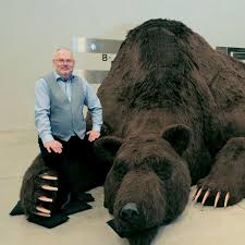 Karis sai viron parlamentin (riigikogu) äänestyksen toisella kierroksella 72 ääntä ja ylitti näin vaaditun 68 äänen kynnyksen. Intervjuu Alar Karis Juhtimine Tahendabki Teiste Inimeste Eest Vastutamist Tartu Postimees