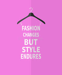 Scarica tutte le foto e usale anche per progetti commerciali. Vestito Stilizzato Donna Illustrazioni Vettoriali E Clipart Stock 1 760 Illustrazioni Stock