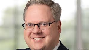 Peter Mcvey's Instagram, Twitter & Facebook