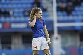 Maillot bleu, short bleu et chaussettes rouges. Equipe De France Feminine Neuf Changements Pour Affronter L Angleterre L Equipe