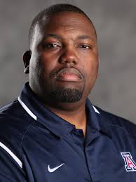 Chris Singletary's Instagram, Twitter & Facebook