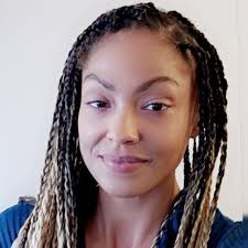 Sandy Nicholson's Instagram, Twitter & Facebook