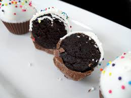 This cake pops recipe is a copycat of starbucks' birthday cake pop. Cake Pops Balls Truffles Troubleshooting Faq Veronica S Cornucopia