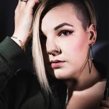 Encuentra músicos a los que les guste Joseph Feinstein