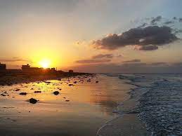 Salik Nisar Naqi On Instagram Sunrise Sandspit Karachi Beach Karachidiaries Morning Sundays Mobile Nature Photography Travel Photography Sunrise