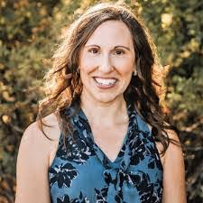 Shelly Sampson's Instagram, Twitter & Facebook