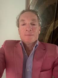 Hello from Florida! Single (divorced) guy originally from NY looking for a  smart, sweet, sentimental, savvy, sophisticated, sexy, sensational woman