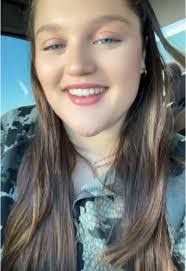 Victoria Morehead's Instagram, Twitter & Facebook