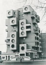 The building was designed by kisho kurokawa, a. 40 Nakagin Capsule Tower Ideas