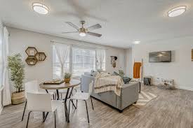 We are a short drive to downtown columbia and usc, and only a few minutes to village of sandhills. University Of South Carolina Student Apartments Usc Student Housing