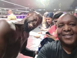 Pics from WWE in Springfield, IL over the weekend.