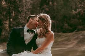 Learn who the best wedding photographers are in your area with verified reviews, and easily know how much a wedding photographer costs by requesting a quote. Lake Okanagan Resort Wedding Nicole Warren Tailored Fit Photography Kelowna Wedding Photographer