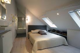 3 Projet Global De Renovation D Une Maison Ancienne A Beaune Cg Burgundy Home Services Loft Room Attic Bedroom Designs Bedroom Renovation