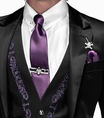 Black And Purple Tuxedo Pin By King Reinhardt On Men S Fashion Wedding Suits Purple Suits Italian Dress