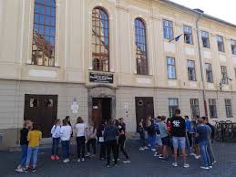 Samuel von brukenthal este, aşadar, aniversat în fiecare an la sibiu, pe 26 iulie. Apian Gymnasium Schuleraustausch Mit Dem Colegiul National Samuel Von Brukenthal Ingolstadt