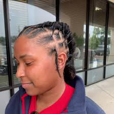 Wind blowing this beautiful style. Knotless Bohemian Box Braids.  #feedinbraids #bohemianlocs #bohemianboxbraids #knotlessbraids  #houstonknotlessboxbraids...