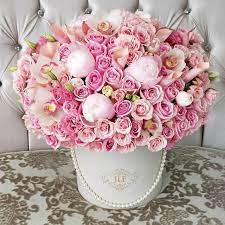 Friday Night Pretty Ness Flower Box Gift Luxury Flowers Flower Boutique