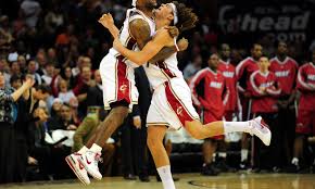 Lebron james fêtait hier ses 25 ans. Anderson Varejao Hits Game Winning Three Video Cleveland Sports Talk