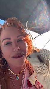 Jill Lipson's Instagram, Twitter & Facebook