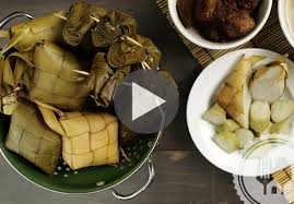 Tenang saja.karena berikut ini merupakan resep masakan lontong kupang yang sangat lezat. Rasamasa Lontong Kupang