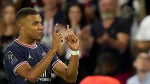 Kylian mbappe celebrates after scoring against brest. Psxmb6vvopbunm