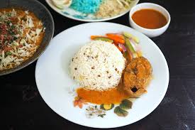 Resepi nasi dagang sememangnya terkenal di pantai timur iaitu di terengganu, pahang, kelantan dan juga di beberapa daerah di thailand seperti pattani, yala dan juga narathiwat. Rmco Food Delivery Awesome Terengganu Nasi Dagang And Laksa Kuah Merah From Ara Damansara S Restoran Gamelan Eat Drink Malay Mail