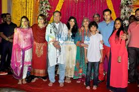 Salman Khan Celebrates Ganesh Chaturthi With Family Kaizad Kermani Dolly Bindra Images Bollywood Hungama Kaizaad kermani is on mixcloud. kaizad kermani dolly bindra