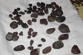 Göktaşlarının açılış fiyatları birkaç yüz dolardan birkaç yüz bin dolara kadar değişiyor. Yerde Goktasi Buldu 2 Milyon Tl Istiyor Goktasi Nasil Anlasilir Guncel Haberleri