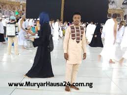 Hotunan batsa zalla latest labaran batsa : Kalli Sababbin Kayatattun Hotunan Umar M Shariff A Kasa Mai Tsarki Muryar Hausa24 Online Media