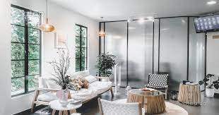 This london street themed cafe with a thick british atmosphere has been in business for two years. Aesthetic Clinic Design Renovation Old Street Batu Pahat Interior Design Renovation Ideas Photos And Price In Malaysia Atap Co