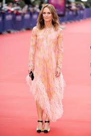 Model and singer who topped french charts in 1987 with joe le taxi, released when she was just 14 years old. Vanessa Paradis Starportrat News Bilder Gala De