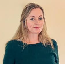 Nancy Edlin's Instagram, Twitter & Facebook