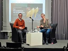 Wie erklären sich buddhisten die entstehung des universums? Die Farben Der Niederlandischen Flagge Sind Rot Weiss Und Blau