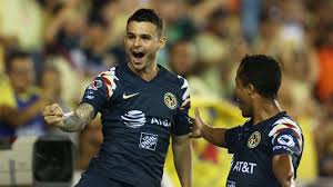Los jugadores de futbol del club américa roger martínez, nicolás benedetti, leo suárez y richard sánchez envueltos en fiesta con scorts en pleno torneo. Santiago Solari Decides The Future Of Giovani Dos Santos And Nicolas Benedetti In America Ruetir