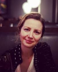 Liza Sloan's Instagram, Twitter & Facebook