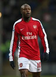 Find the perfect chelsea william gallas of arsenal stock photos and editorial news pictures from getty images. Mesut Ozil Is A Dead Man Walking After Failing To Impress Unai Emery Claims Ex Arsenal Skipper William Gallas