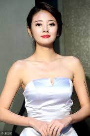 Born on september 29, 1980, she also is known as audrey an and wu wen ching. å®‰ä»¥è½© æ±‚çœŸç™¾ç§'